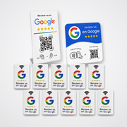 Butiks-pakken – 10 hvide Google Reviewkort + 1 Google Reviewstander + 1 Google Anmeldelsesplade